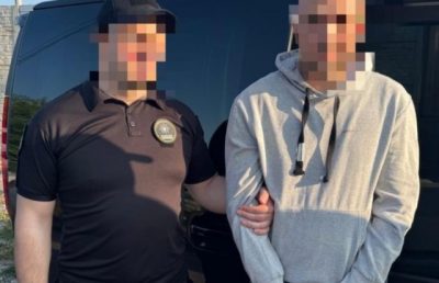 Дніпрянин налагодив “сімейний бізнес” з підробки документів